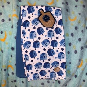 Nwt adorable Jewish Hanukkah dreidel kitchen towel set of 3 towels